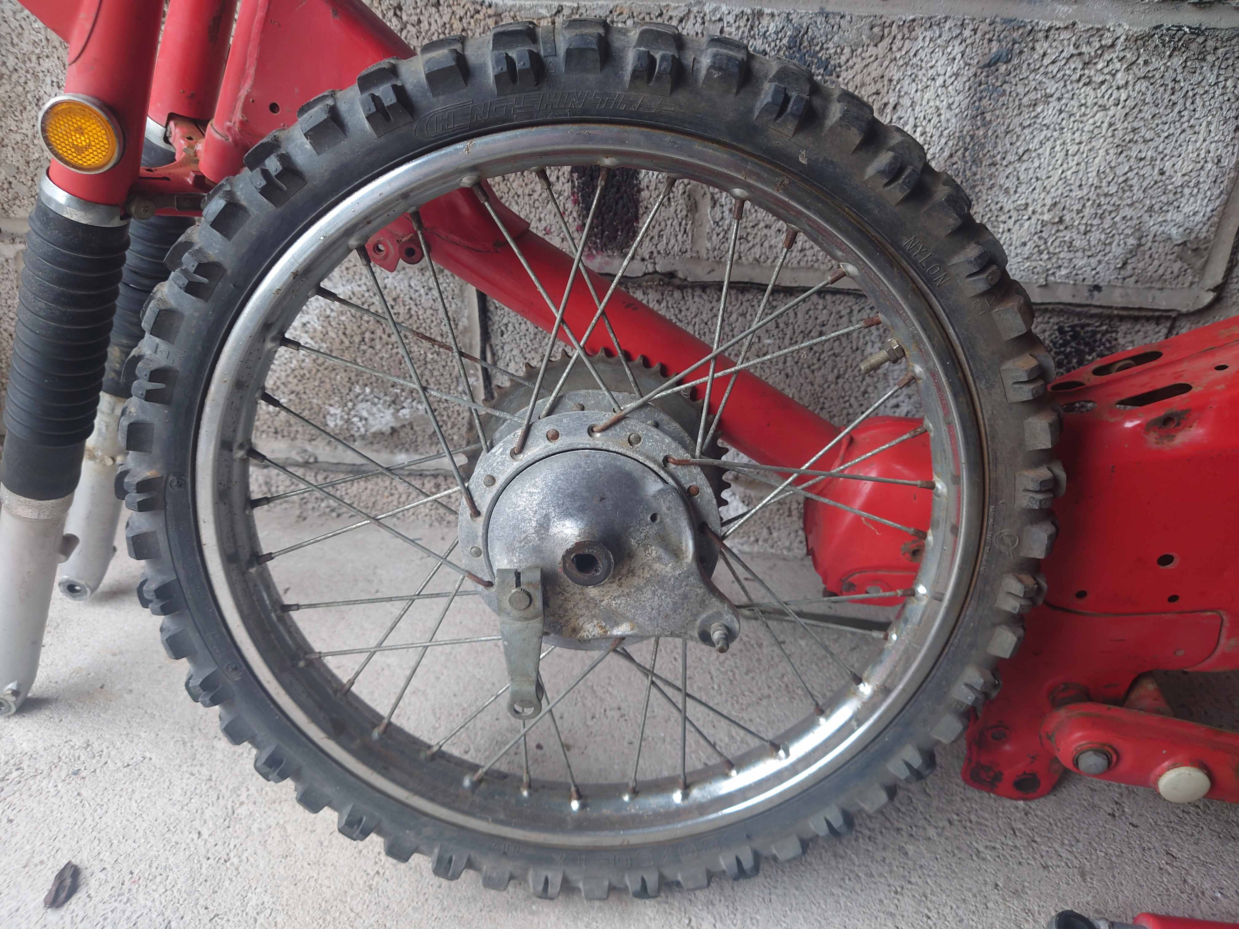 Rear wheel before cleaning